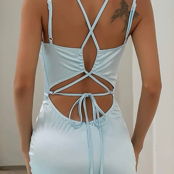 BNWT BABYBLUE Lace Up Back Satin Mermaid Prom Dress - Picture 7 of 7